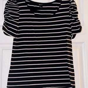 Forever 21 Black and White Striped Short Sleeve Top